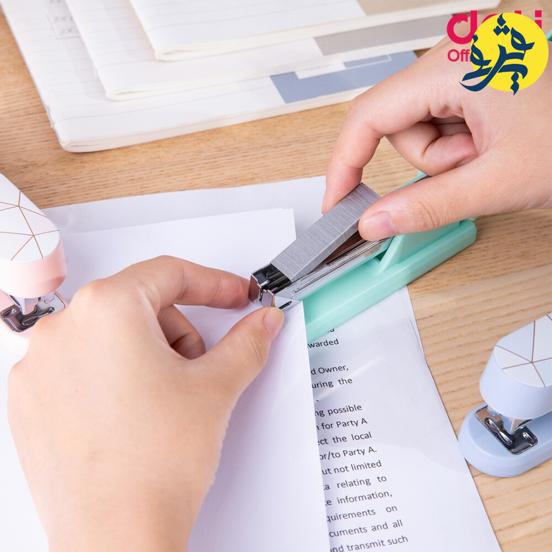 Agrafeuse macaron - DELI